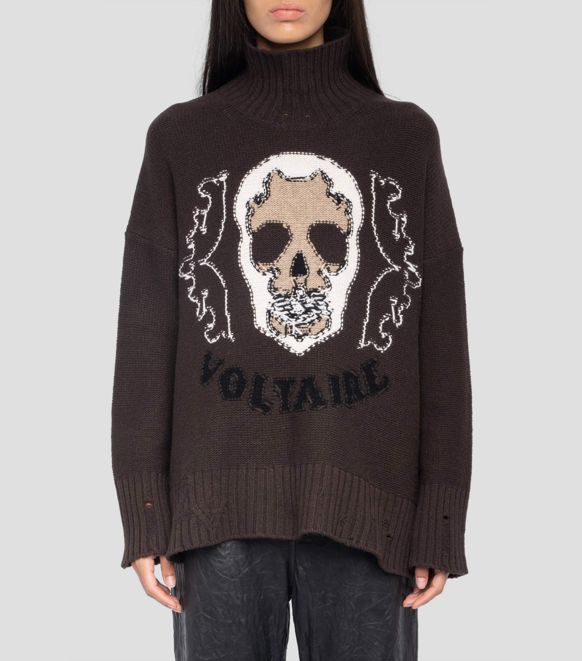 Suéter cuello alto Mujer